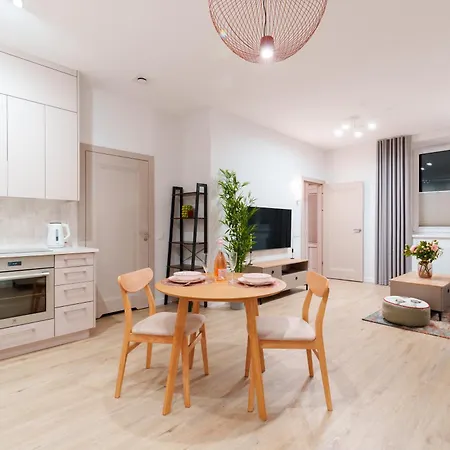 Daire Cozy & Modern Apartments, Old Town Krakow