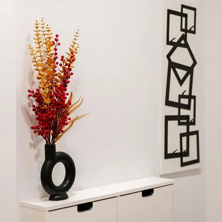 아파트 Cozy & Modern Apartments, Old Town