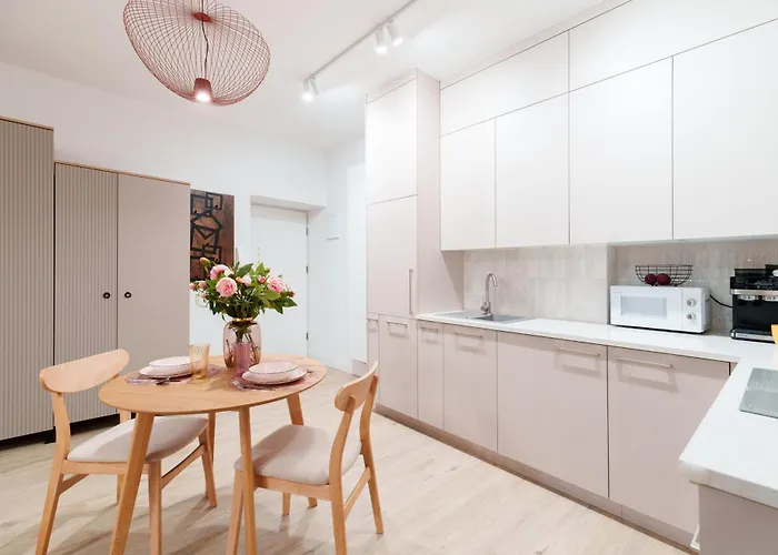 Cozy & Modern Apartments, Old Town Apartamento